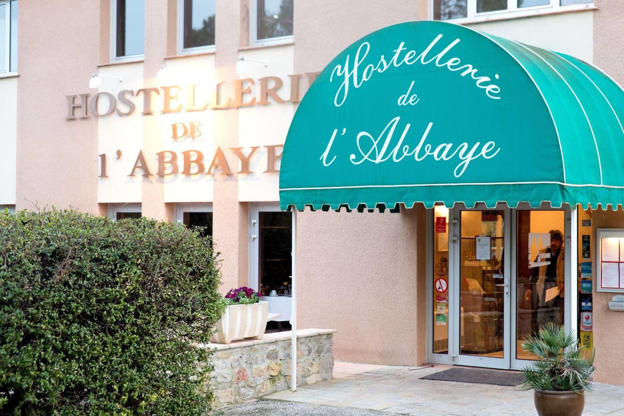 לה טורונה Logis Hostellerie De L'Abbaye מראה חיצוני תמונה