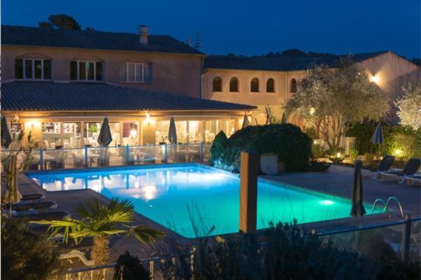 לה טורונה Logis Hostellerie De L'Abbaye מראה חיצוני תמונה